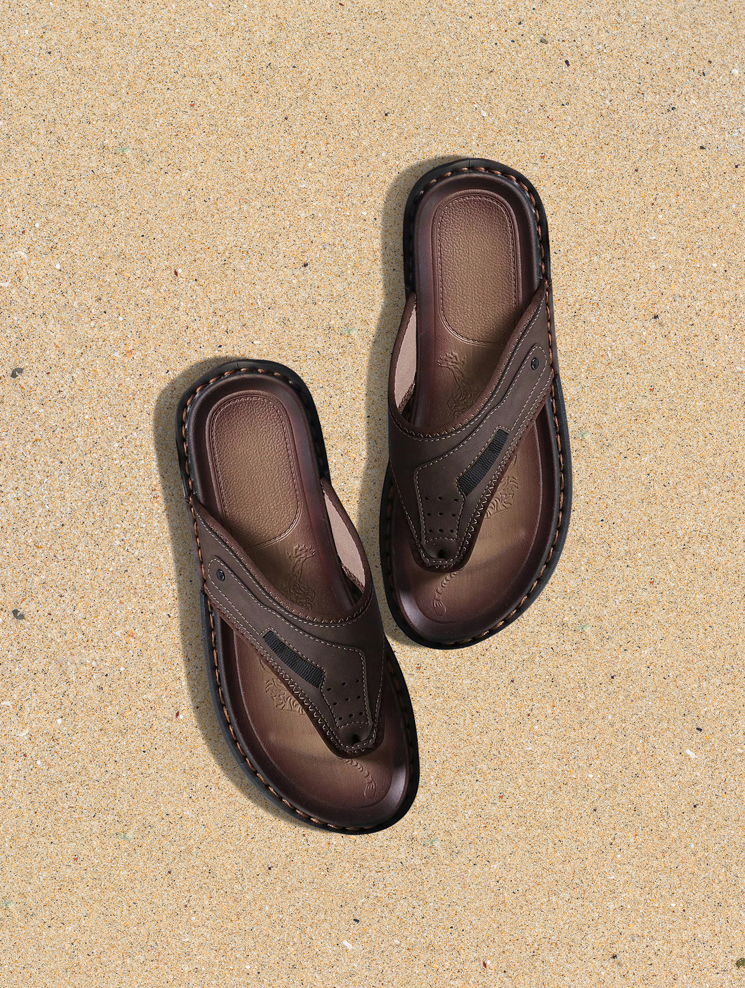 Mens-Arabic-Style-Flip-Flops-1.jpg Men's Arabic-Style Flip Flops - Retro Pattern, Non-Slip EVA - Image 1