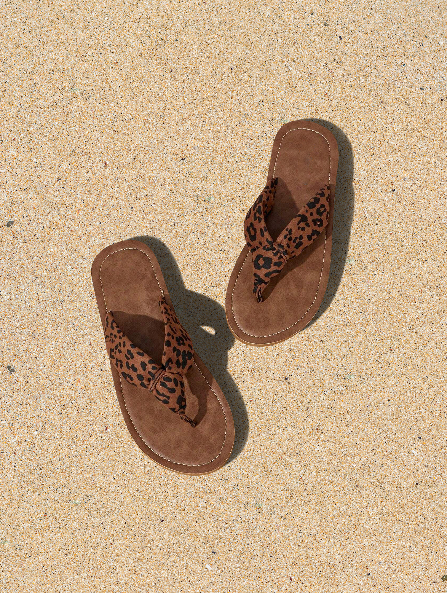 Womens-Leopard-Print-Flip-Flops-1.jpg Women's Leopard Print Flip Flops - Trendy Pattern, EVA Outsole - Image 1